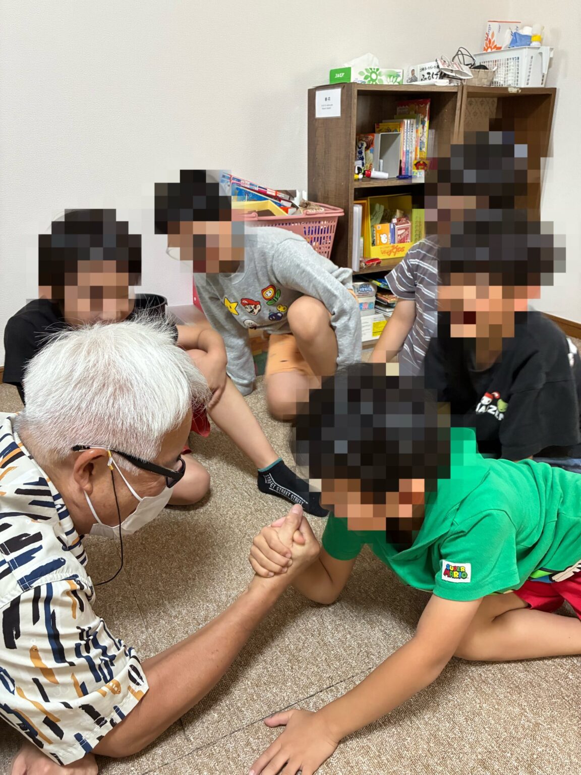 【会長 vs こどもたち】