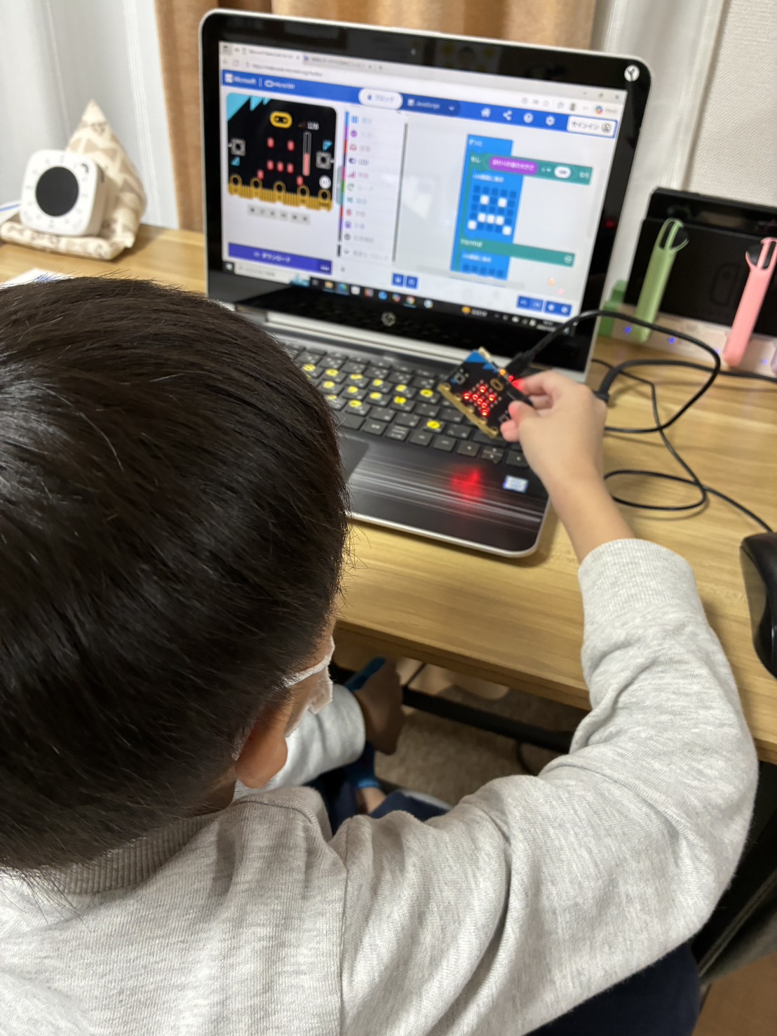 手のひらコンピュータで 「声の大きさ」 を見える化しました